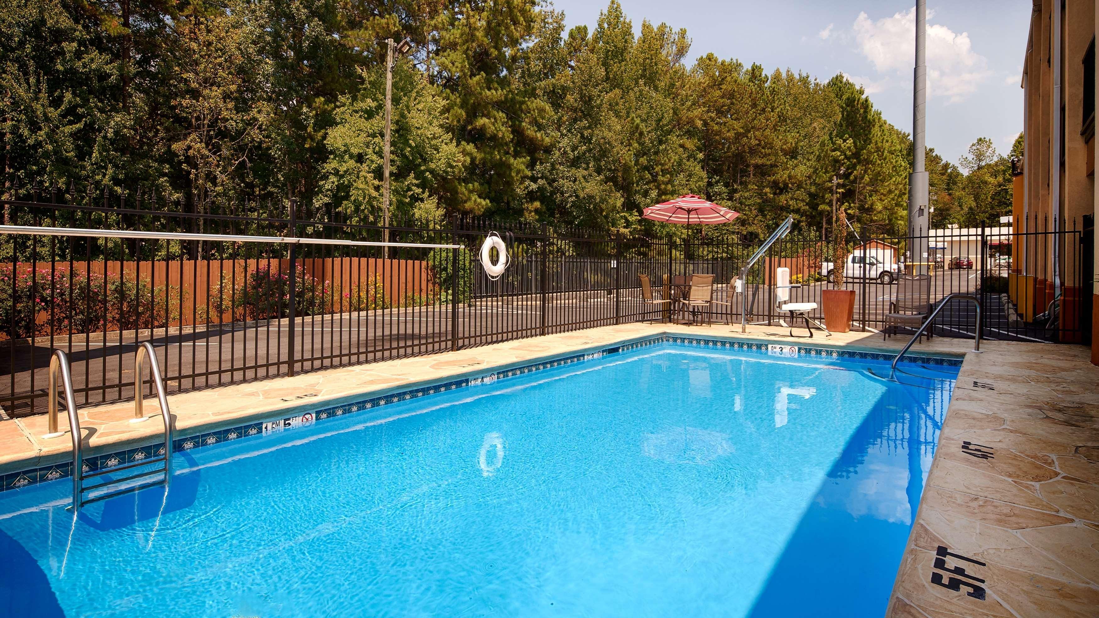 Best Western Allatoona Inn & Suites Cartersville Bagian luar foto